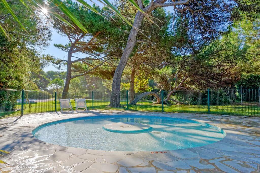Apartahotel La Badine Hyères